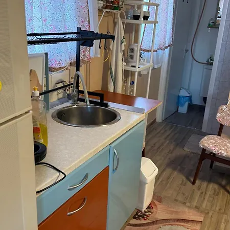 Gardonyi Kishaz * Gárdony