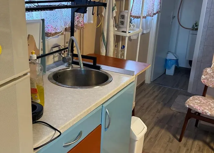 Gardonyi Kishaz * Gárdony